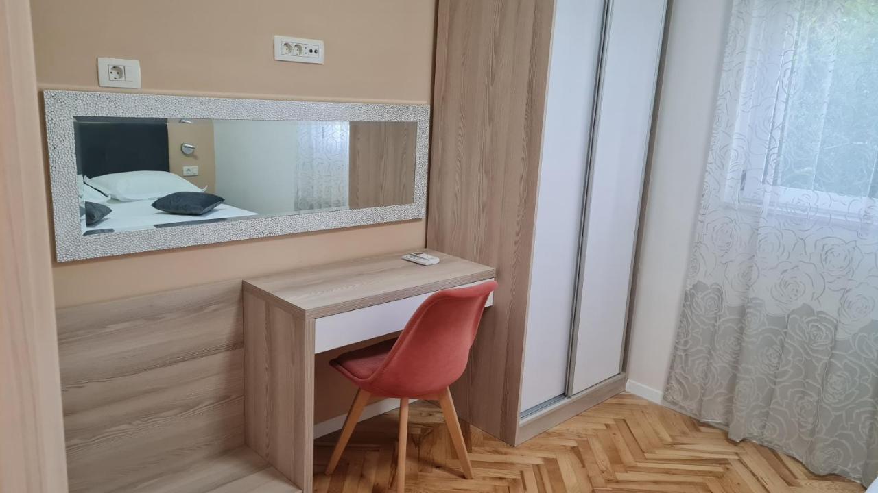Prizmic Podstrana