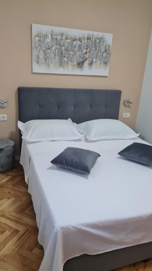 Apartment Prizmic *